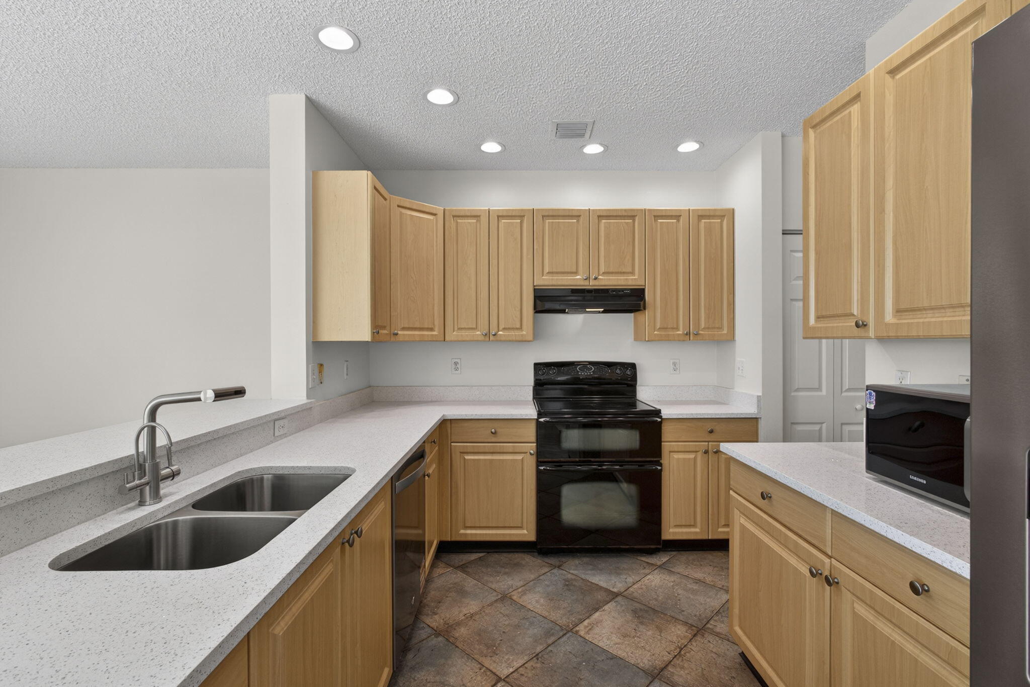 1104 Oakwater Drive