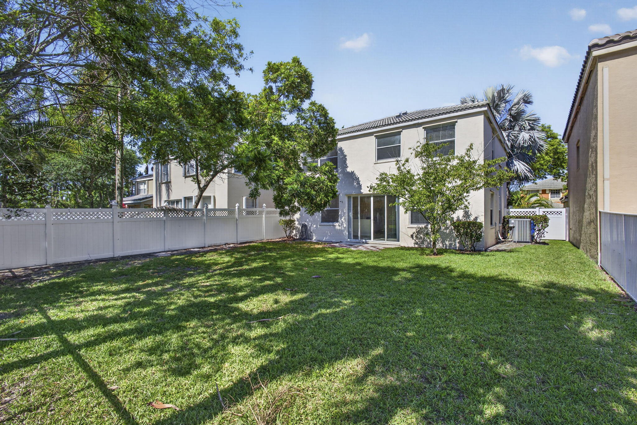 MADISON GREEN 1 PARS A, H AND K - Residential Lease