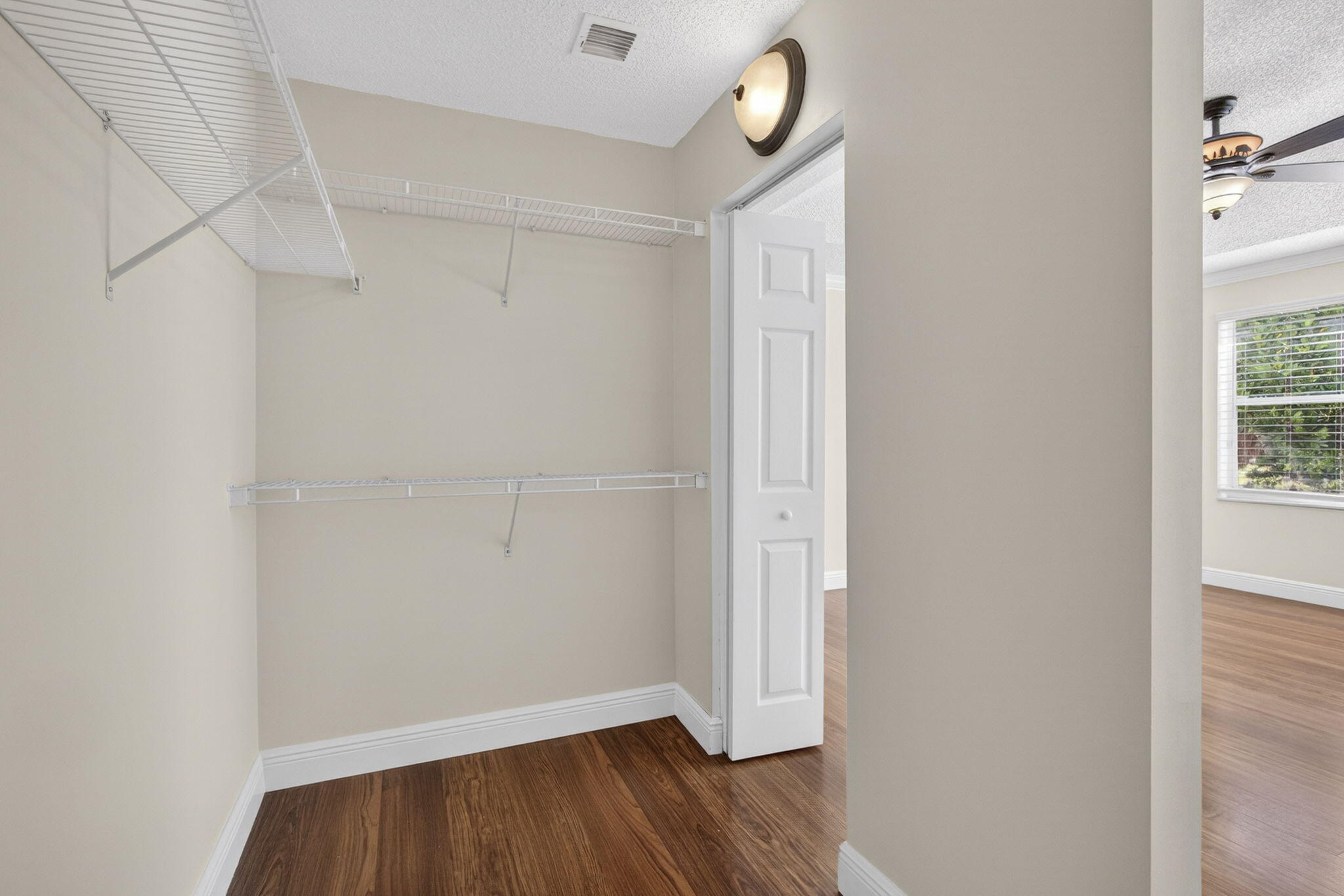 MADISON GREEN 1 PARS A, H AND K - Residential Lease