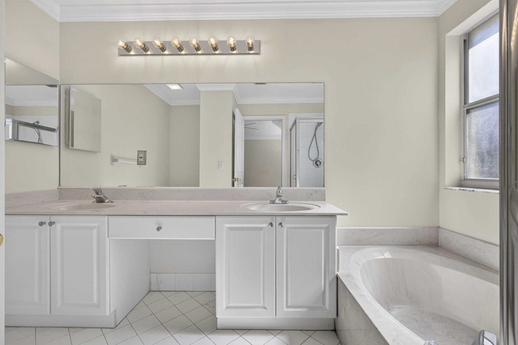 MADISON GREEN 1 PARS A, H AND K - Residential Lease