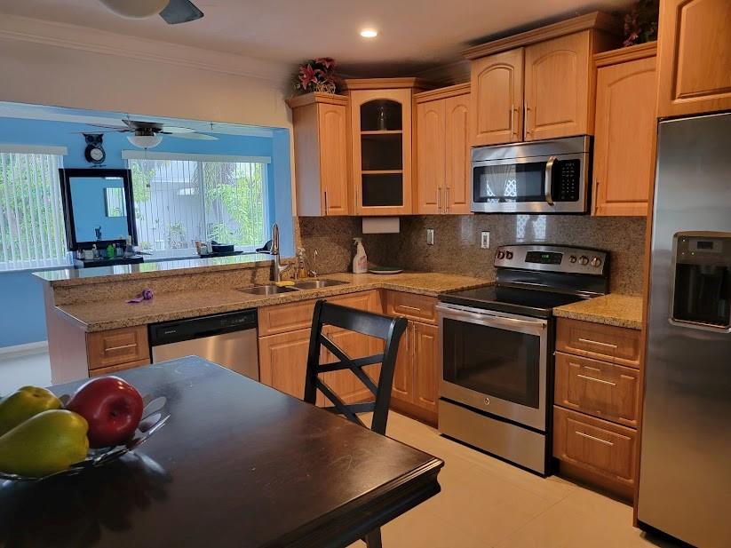 MAINLAND OF TAMARAC LAKES - Residential