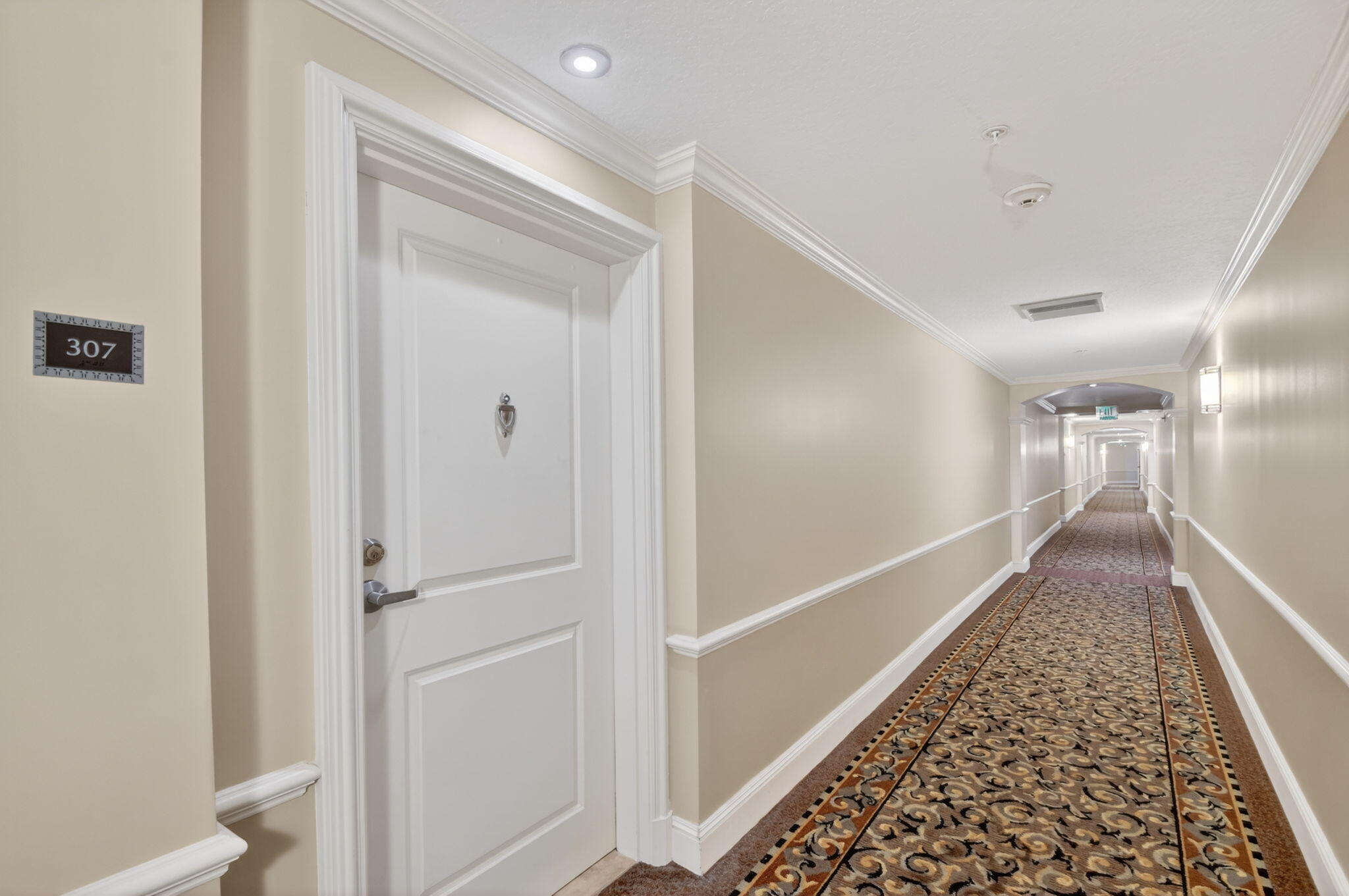 403 S Sapodilla Avenue 307