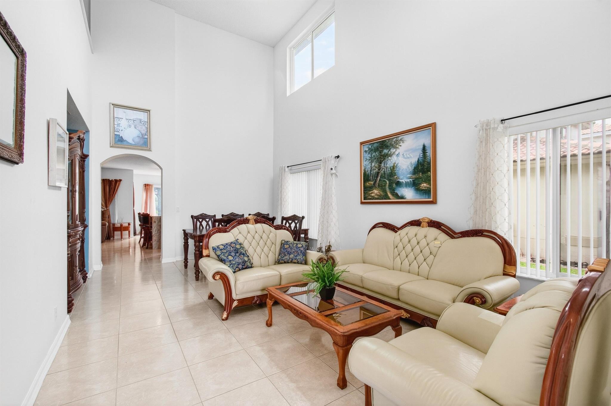 6240 NW 41st Terrace