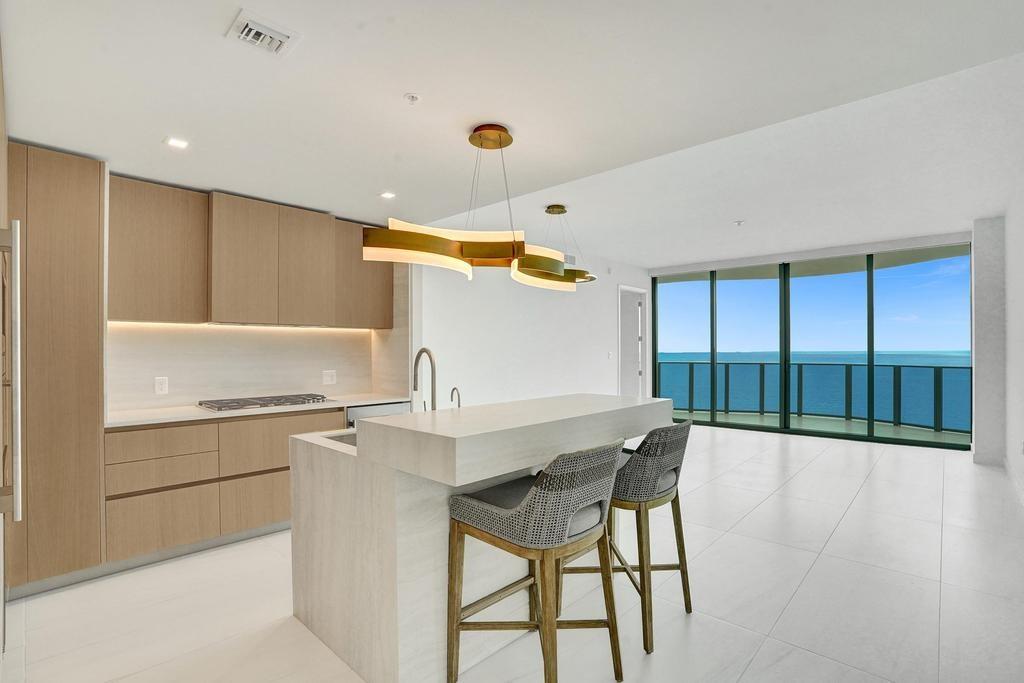 900 N Ocean Blvd. 1405