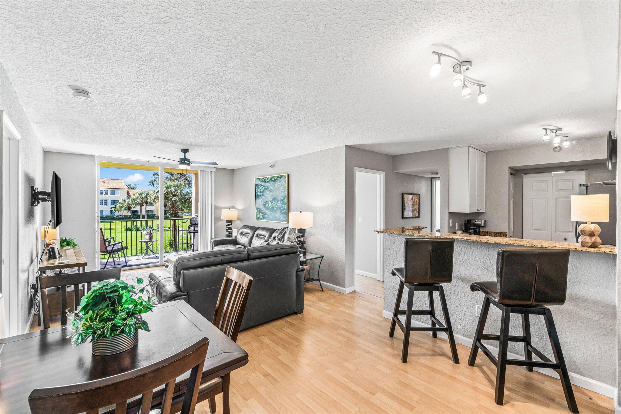 YACHT CLUB ON THE INTRACO - Residential Lease