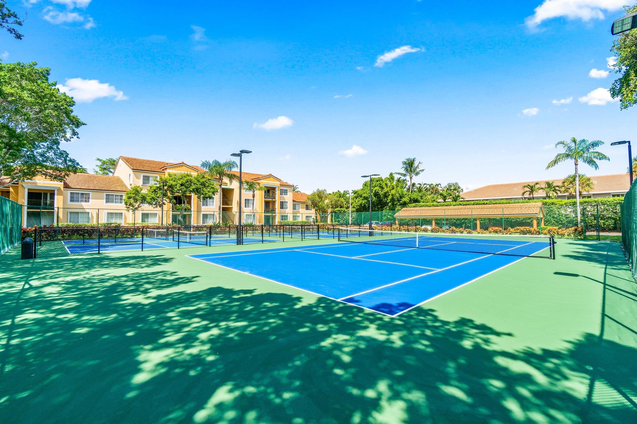YACHT CLUB ON THE INTRACO - Residential Lease