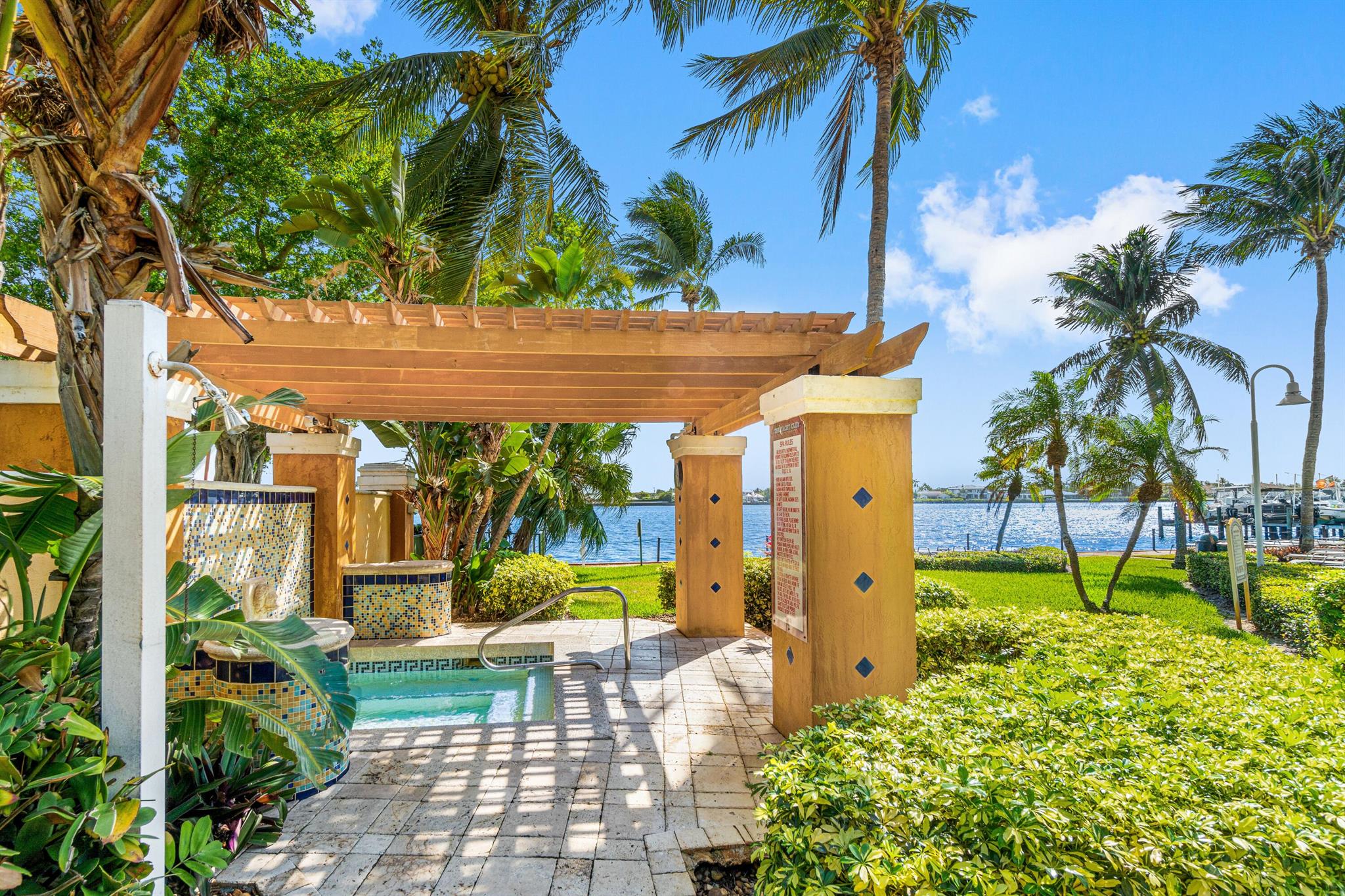 YACHT CLUB ON THE INTRACO - Residential Lease