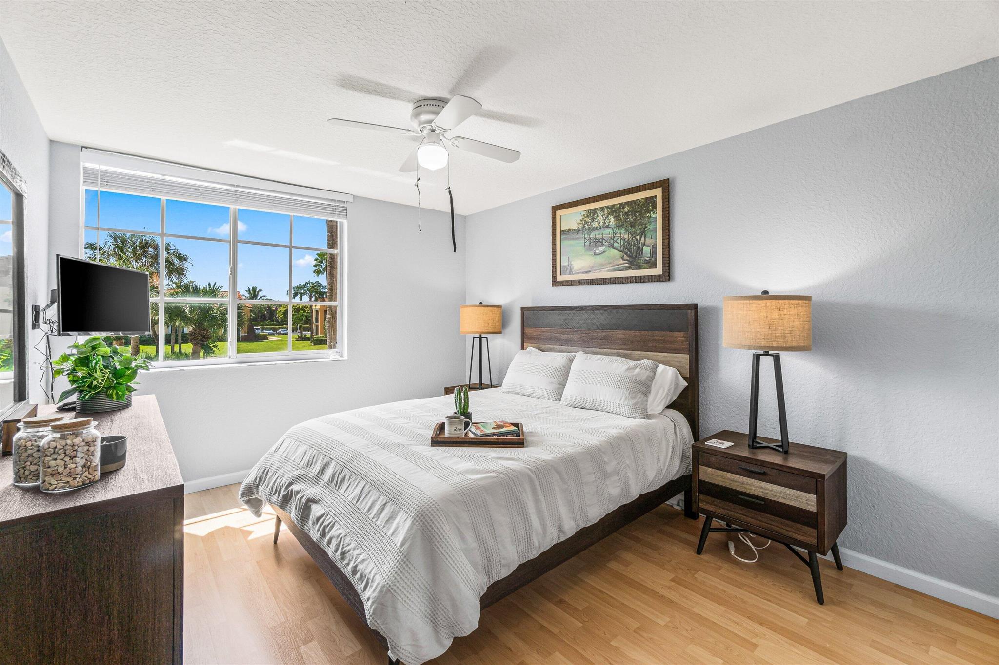 YACHT CLUB ON THE INTRACO - Residential Lease