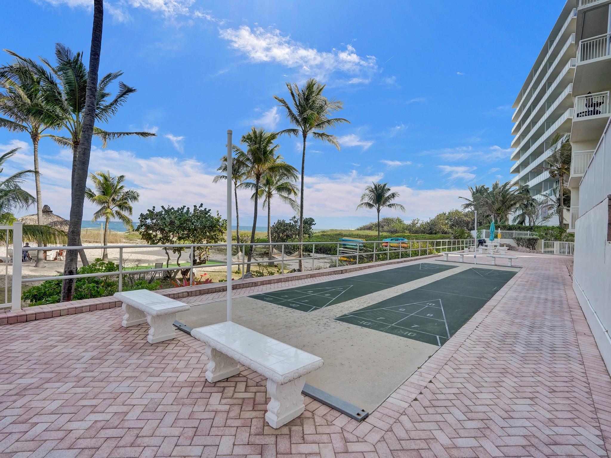 The Breakers - Residential