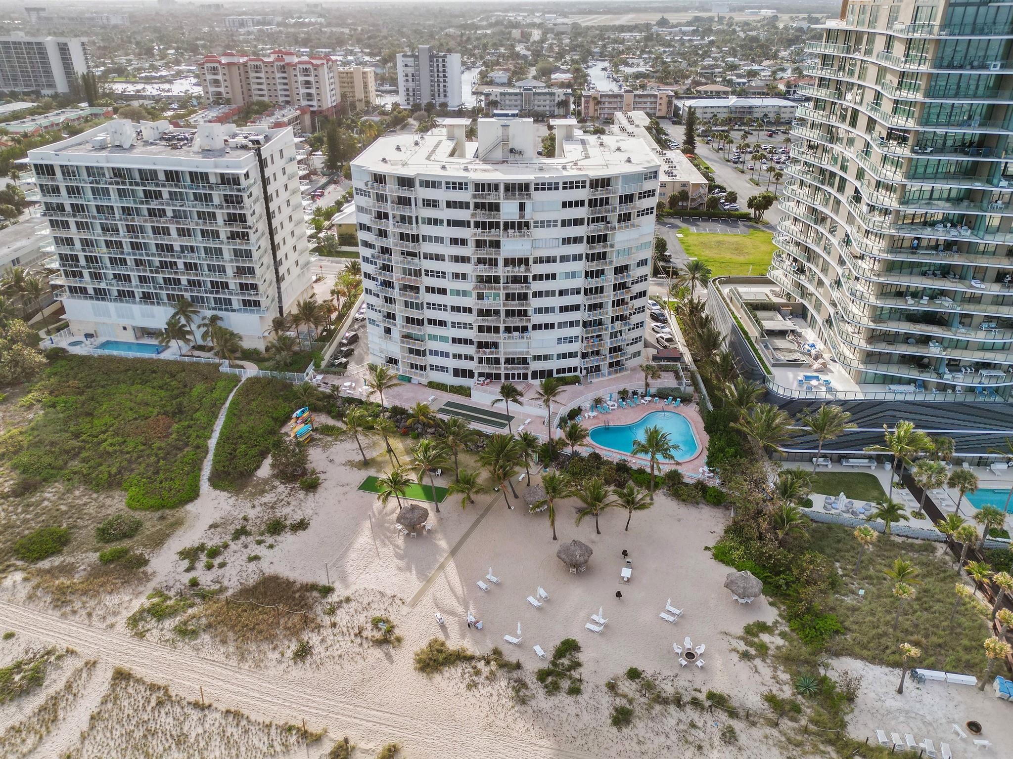 The Breakers - Residential