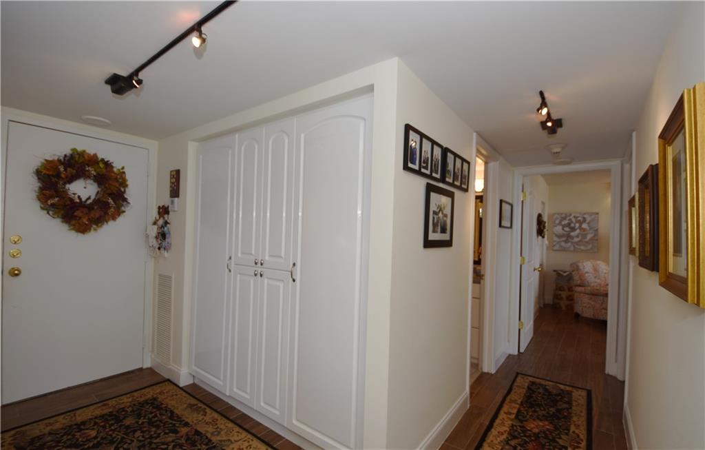 POMPANO BEACH CLUB - Residential