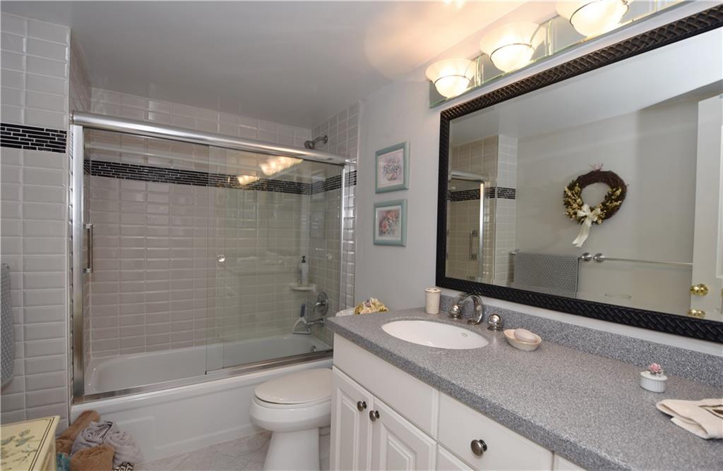 POMPANO BEACH CLUB - Residential