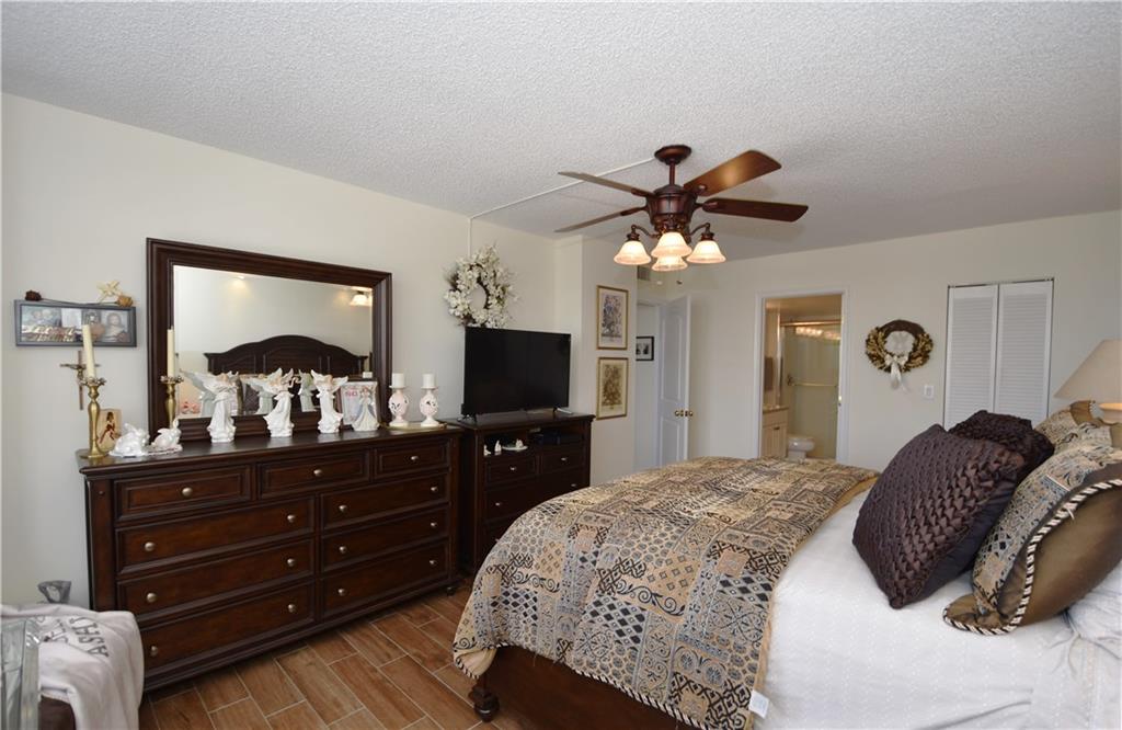 POMPANO BEACH CLUB - Residential