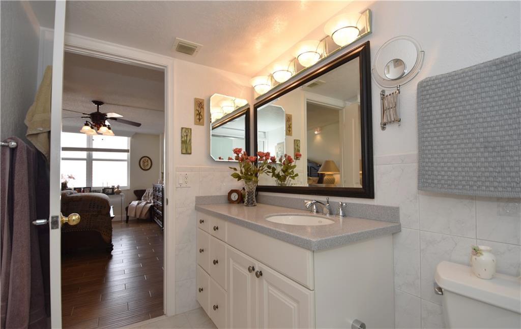 POMPANO BEACH CLUB - Residential