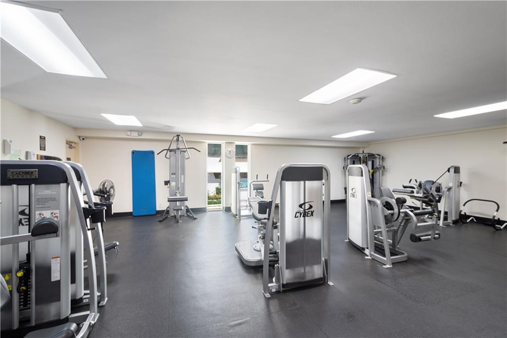 POMPANO BEACH CLUB - Residential