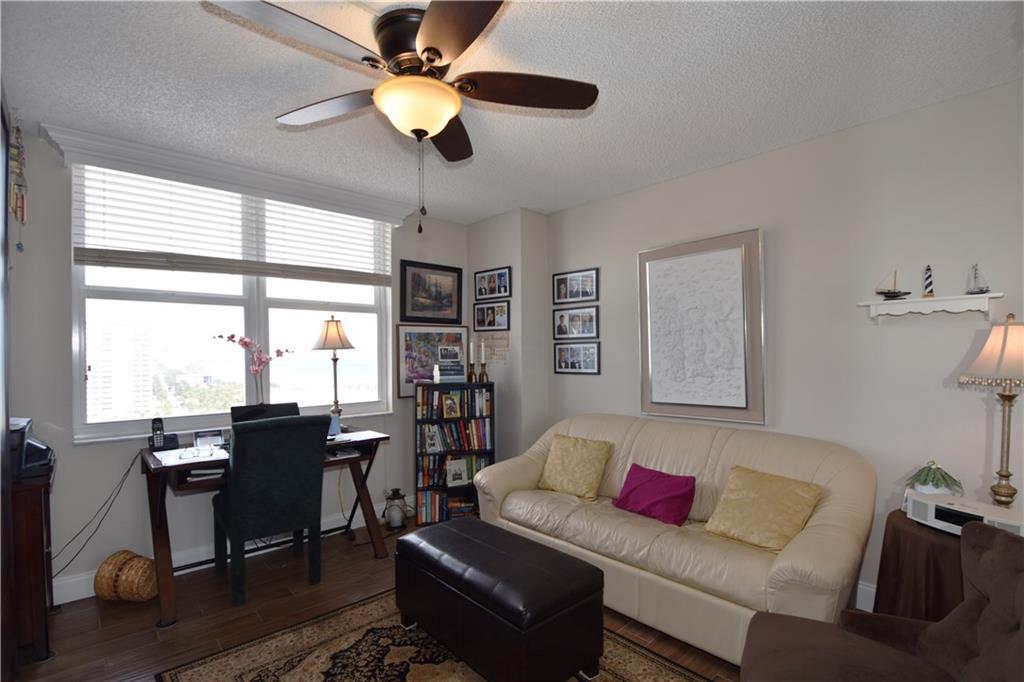 POMPANO BEACH CLUB - Residential