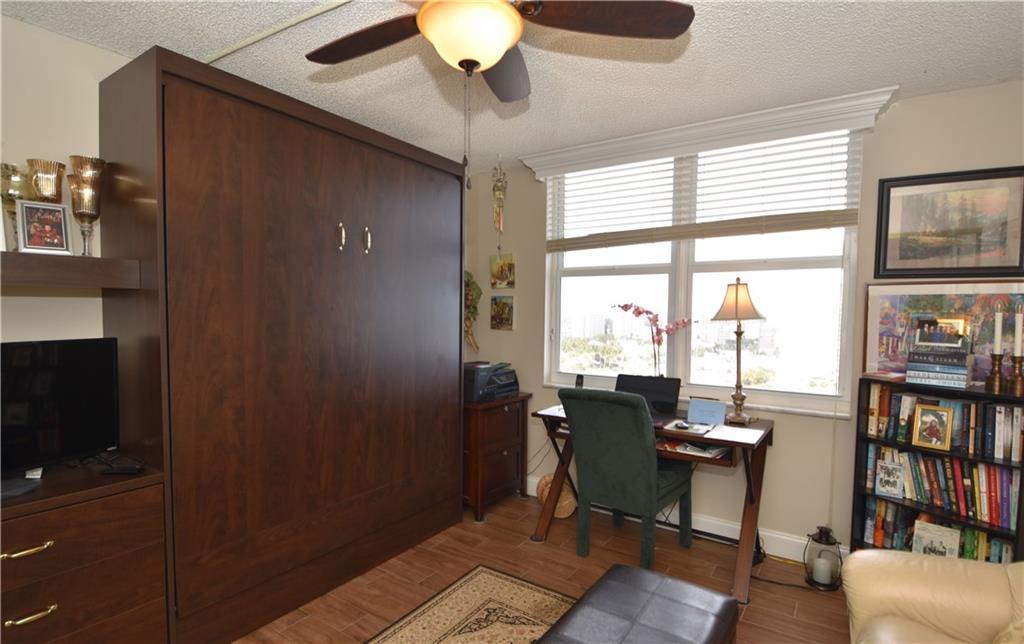 POMPANO BEACH CLUB - Residential