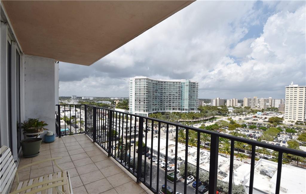 POMPANO BEACH CLUB - Residential