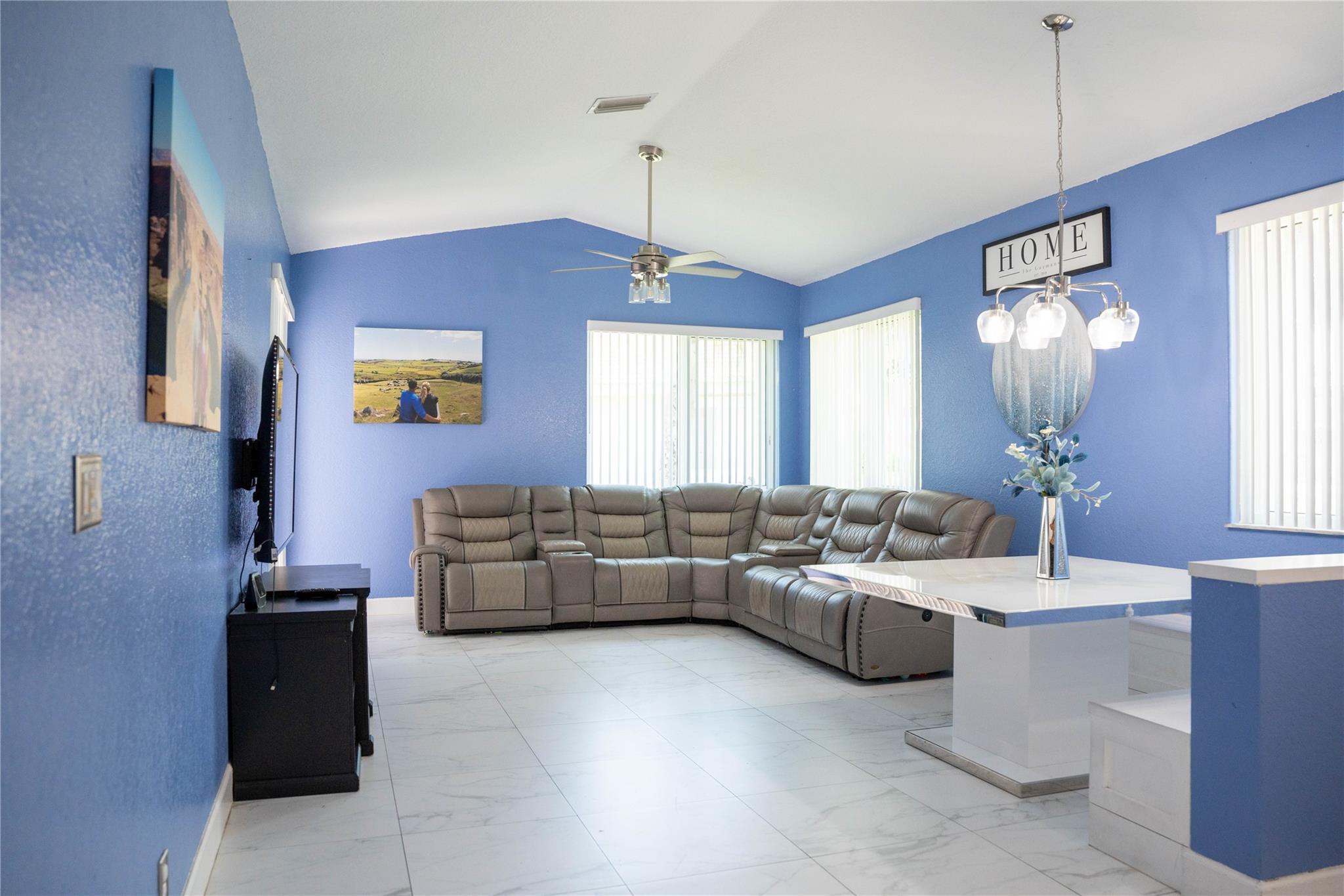 1102 SW 158th ave