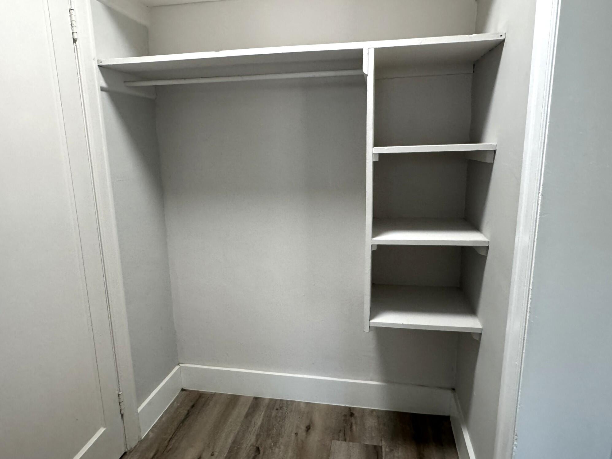 LAKE WORTH TOWN OF - Residential Lease