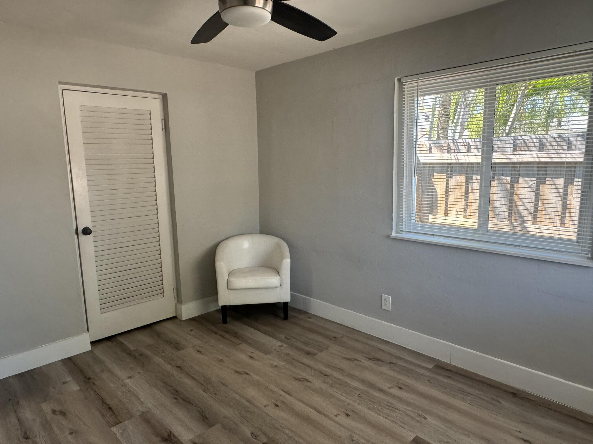 LAKE WORTH TOWN OF - Residential Lease