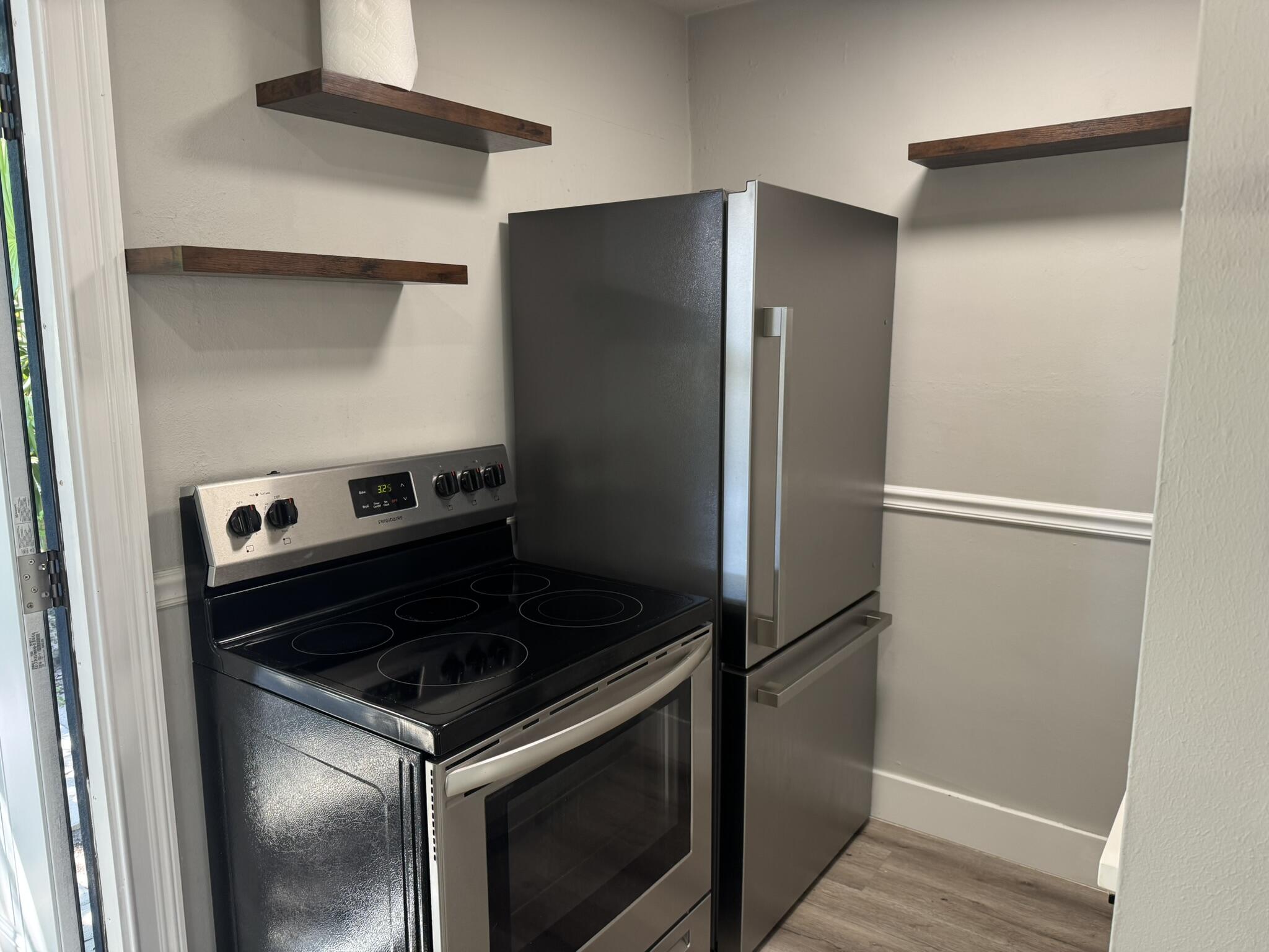 LAKE WORTH TOWN OF - Residential Lease