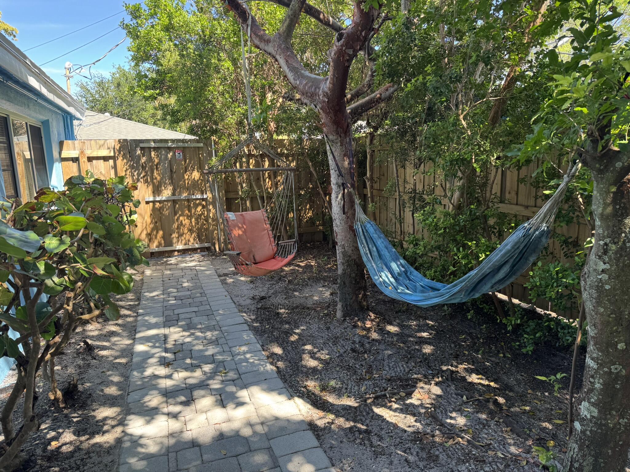 LAKE WORTH TOWN OF - Residential Lease