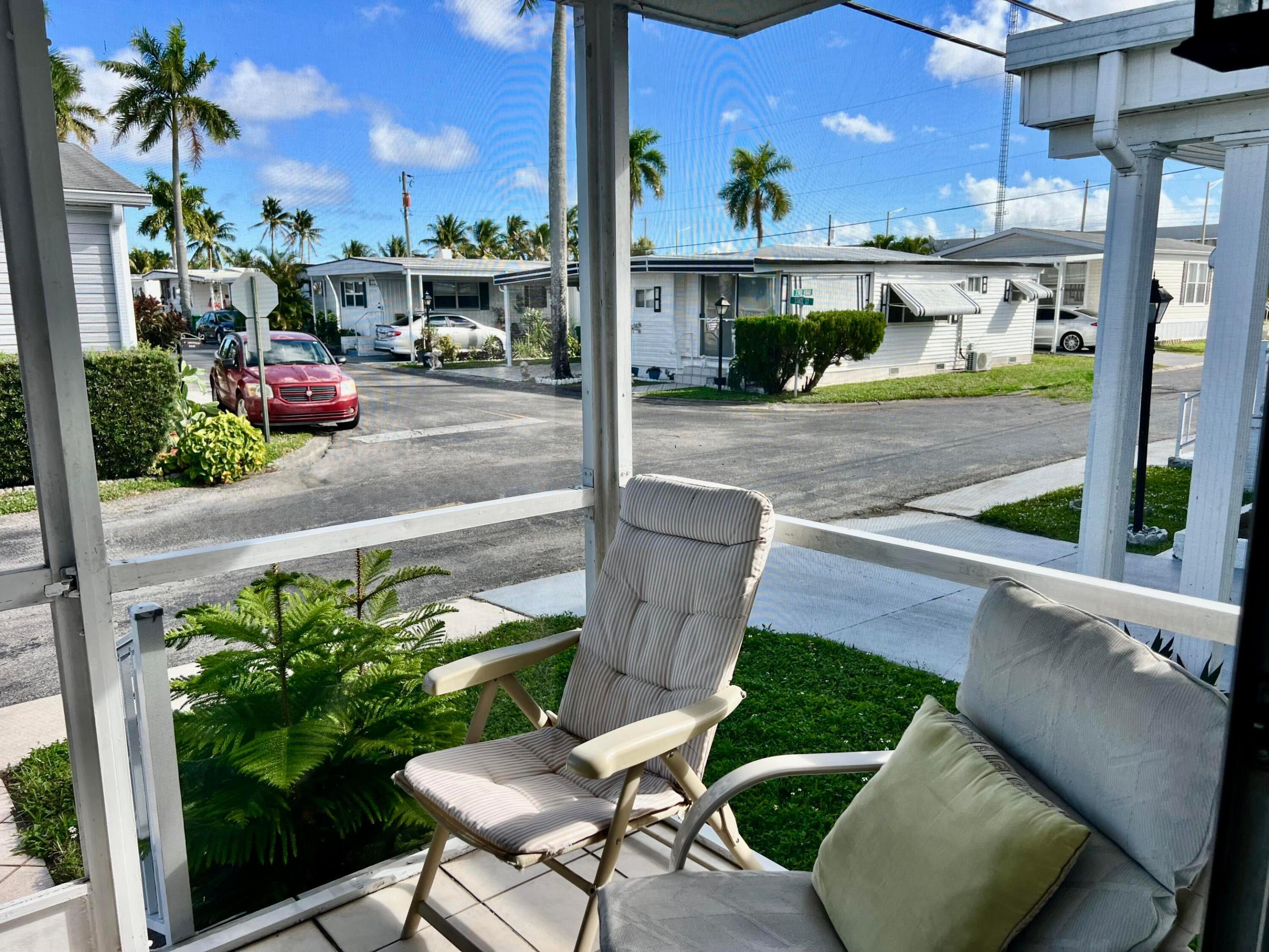 1552 S 33rd Road, Hollywood FL 33021