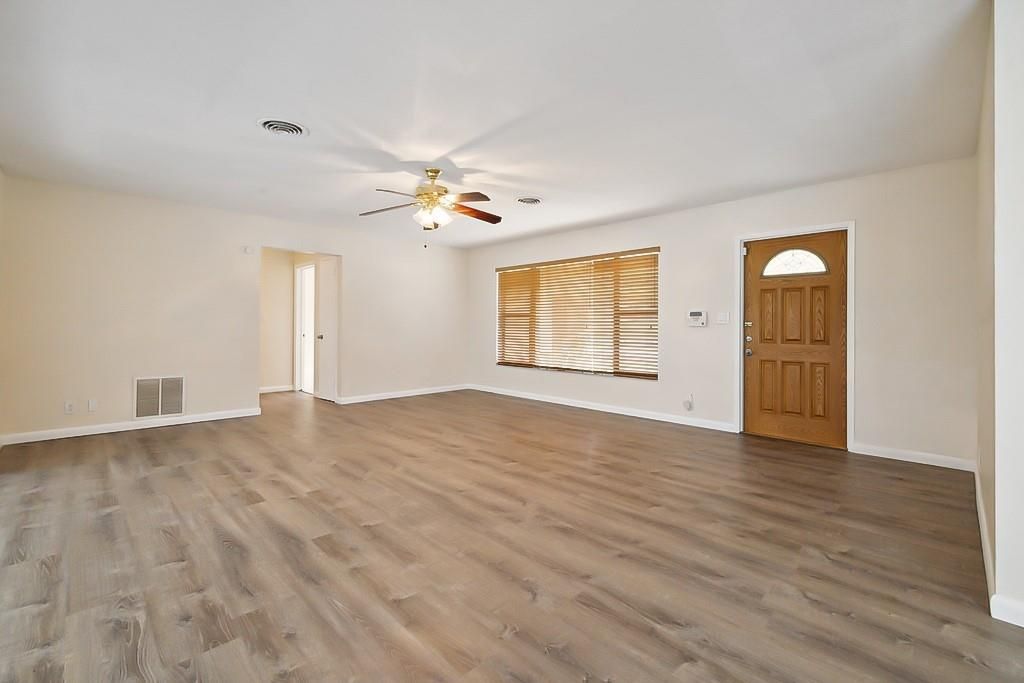 Photo of 890 NW 65th Avenue, Plantation, FL 33317 (MLS # F10442718)