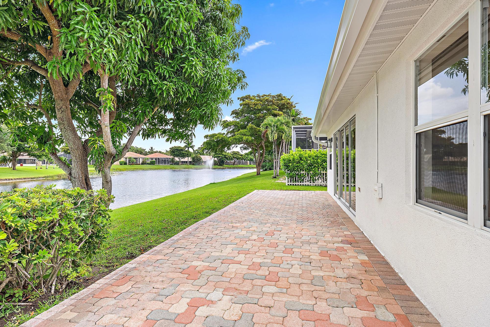 5530 Grande Palm Circle