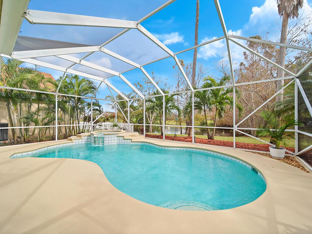 PALM POINTE AT MARTIN DOWNS (AKA MARTIN DOWNS PLAT - Residential