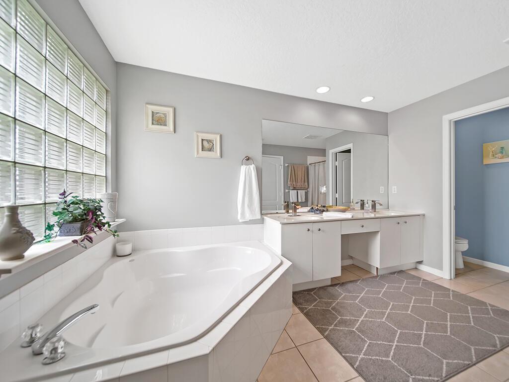 PALM POINTE AT MARTIN DOWNS (AKA MARTIN DOWNS PLAT - Residential