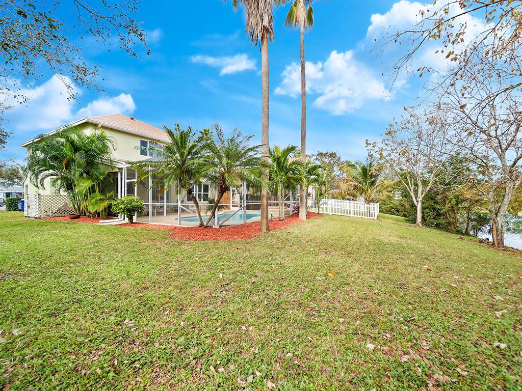 PALM POINTE AT MARTIN DOWNS (AKA MARTIN DOWNS PLAT - Residential