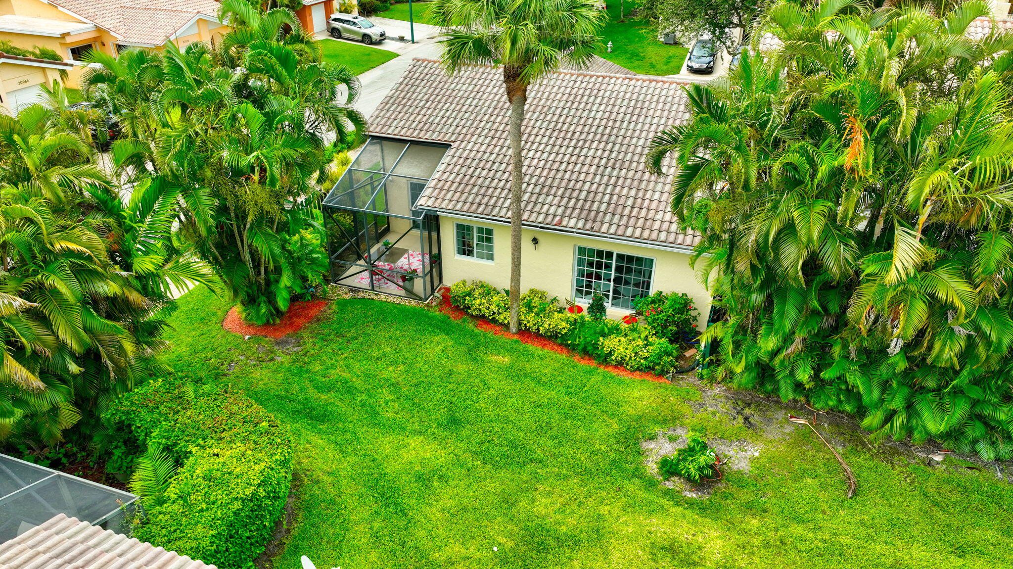 ESTADA OF LOS PASEOS - Residential