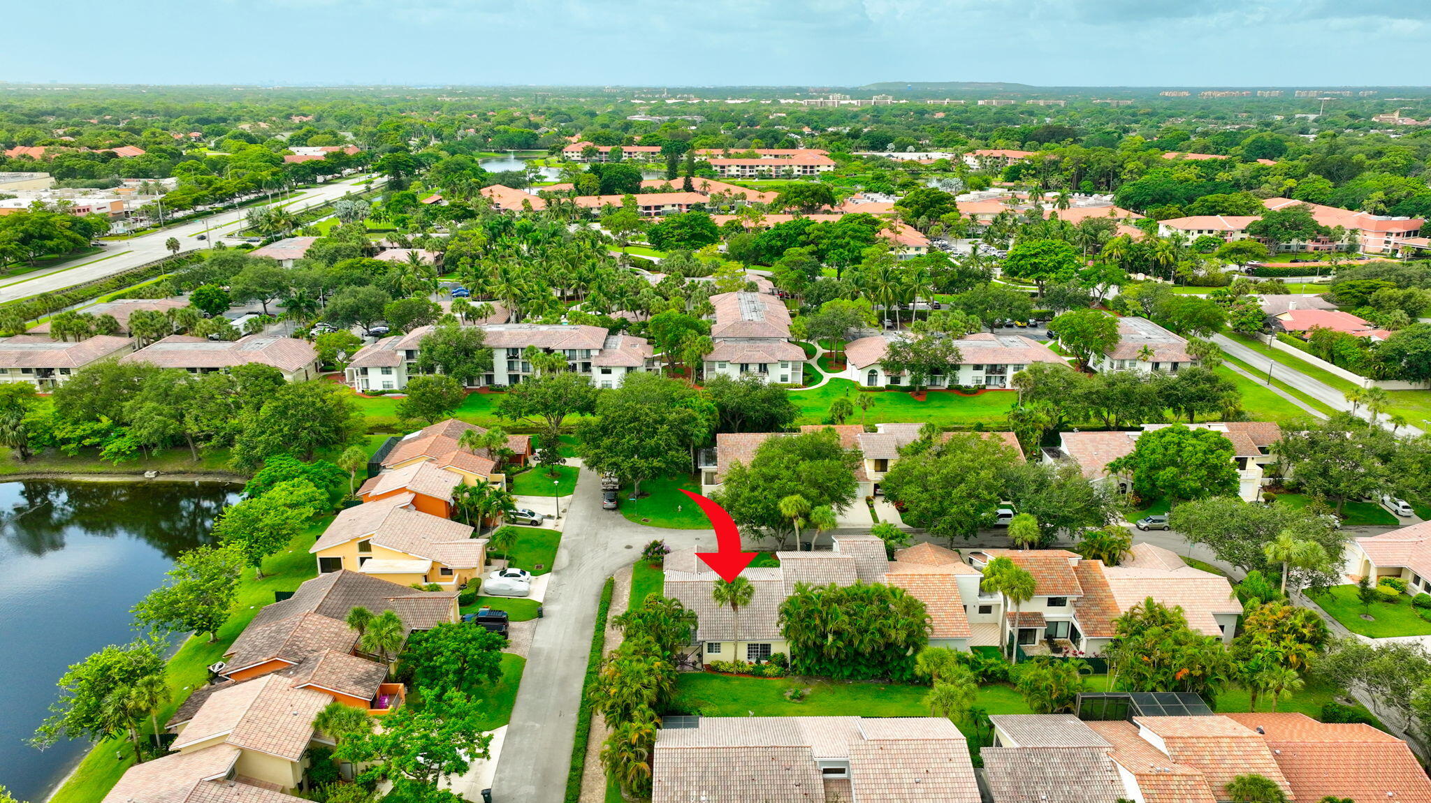 ESTADA OF LOS PASEOS - Residential