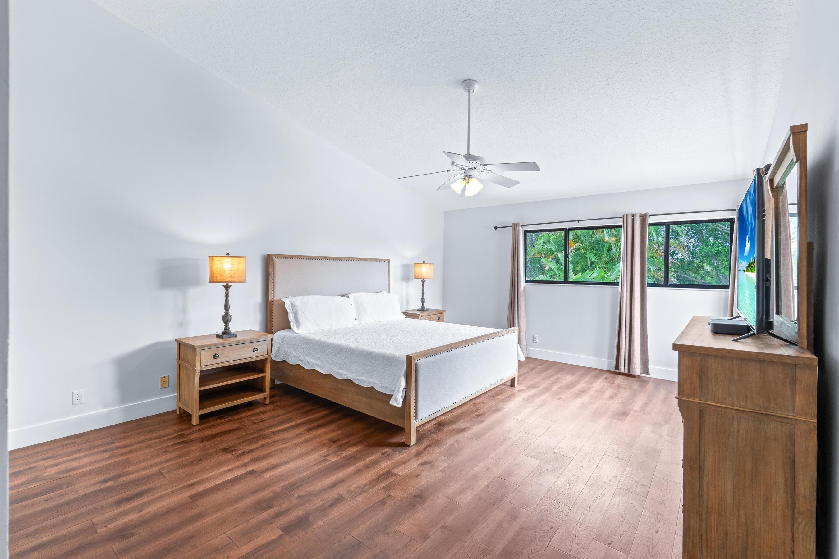 WINDSOR WAY PL 1 - Residential Lease