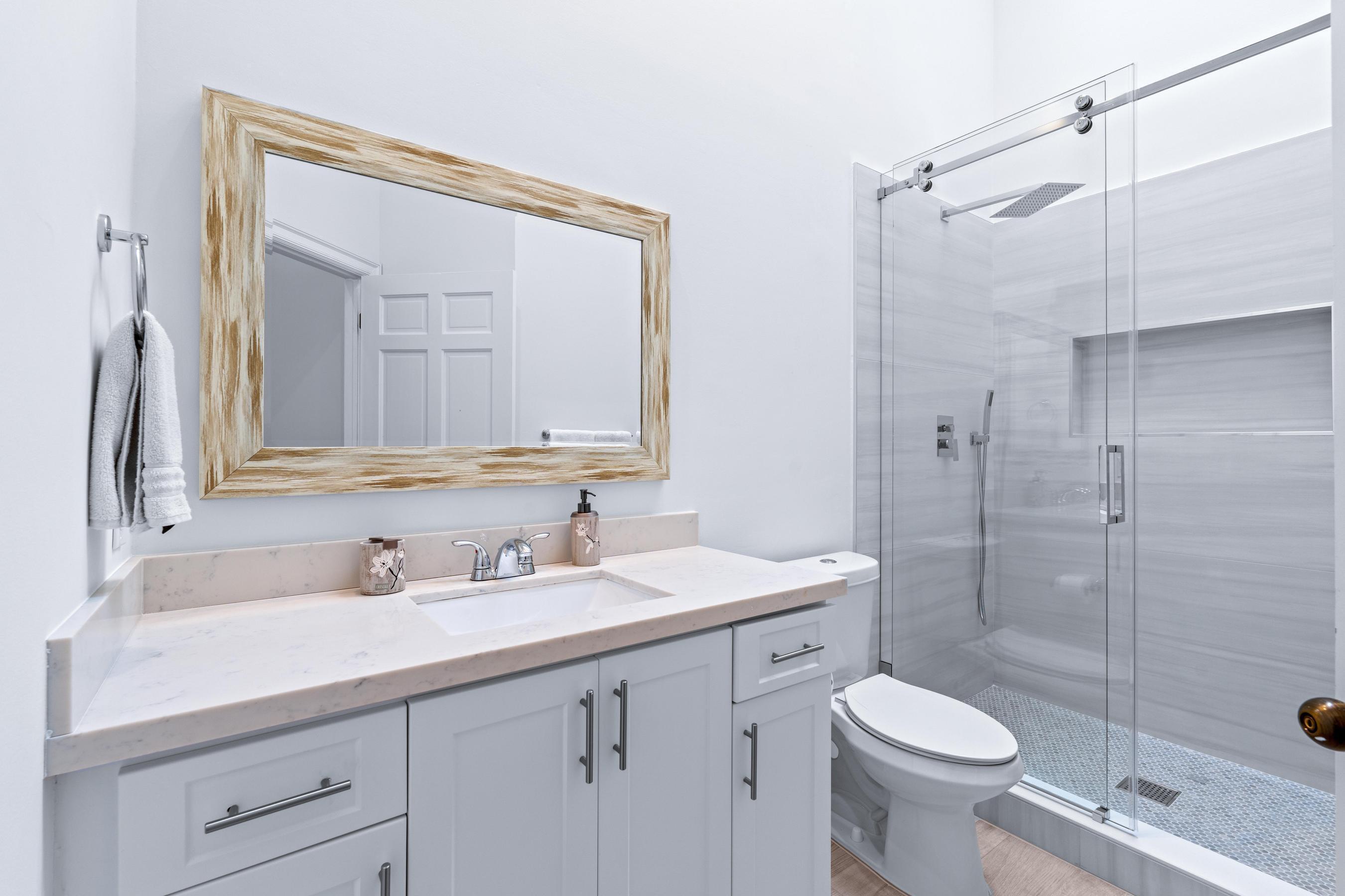 WINDSOR WAY PL 1 - Residential Lease