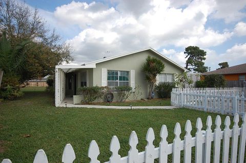 3941 W Roan Court Palm Beach Gardens FL 33403
