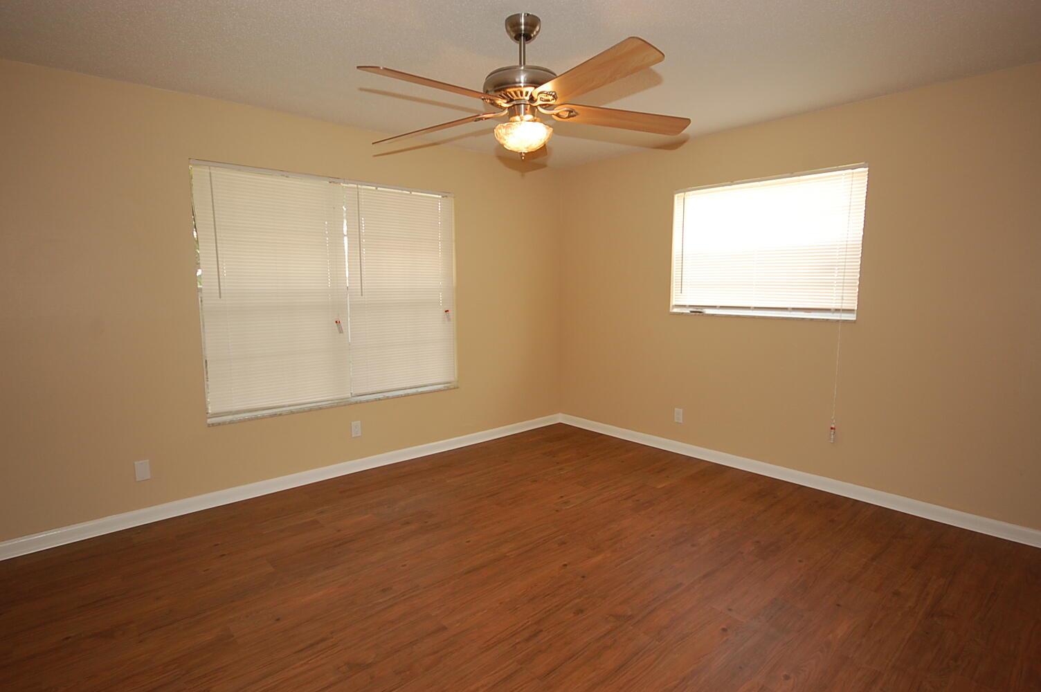 3941 W Roan Court