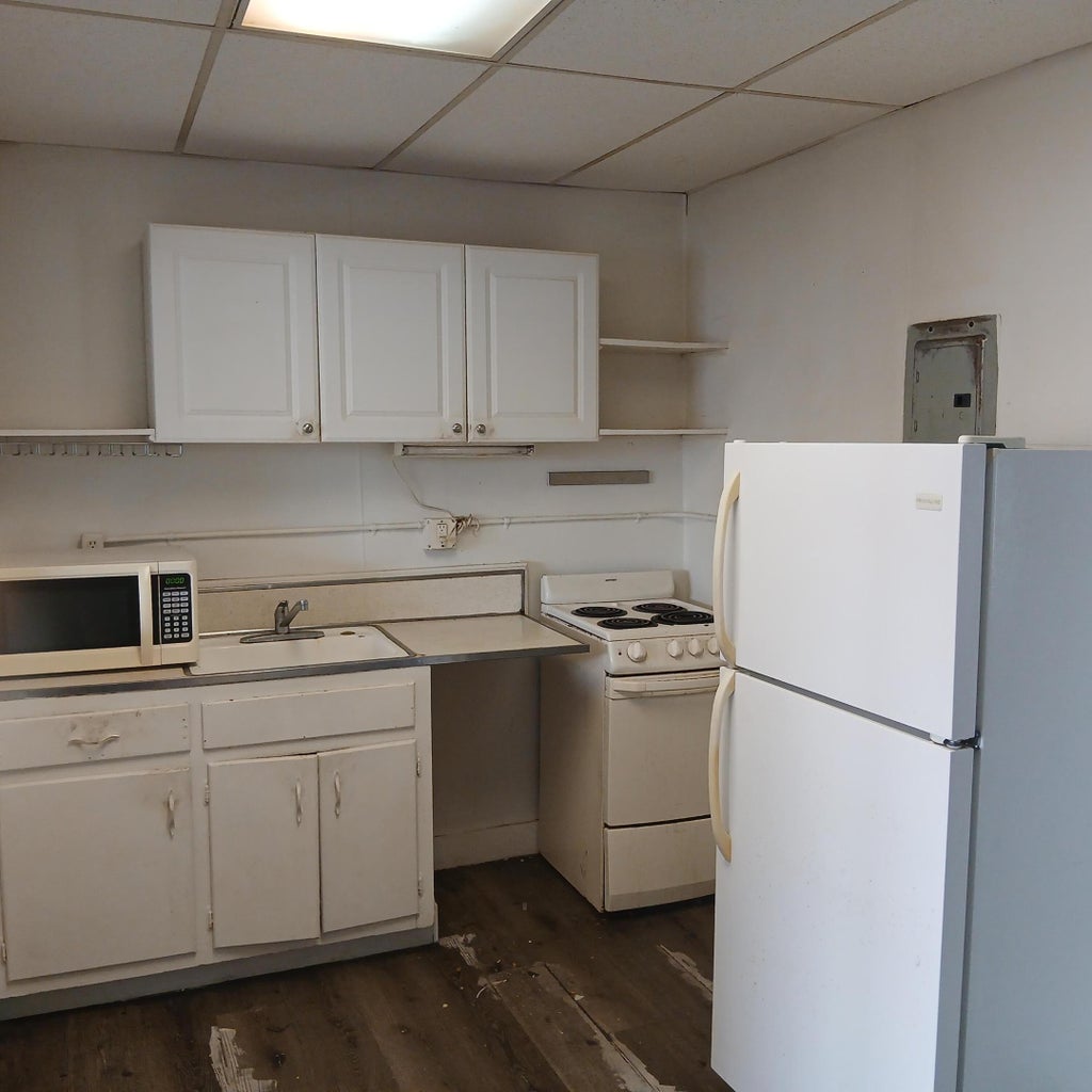 Photo of 50 N Federal Highway #4, Dania Beach, FL 33004 (MLS # B26042534)