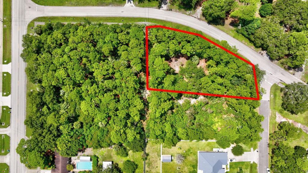 Photo of 301 Gregory Street, Fort Pierce, FL 34982 (MLS # R11017253)