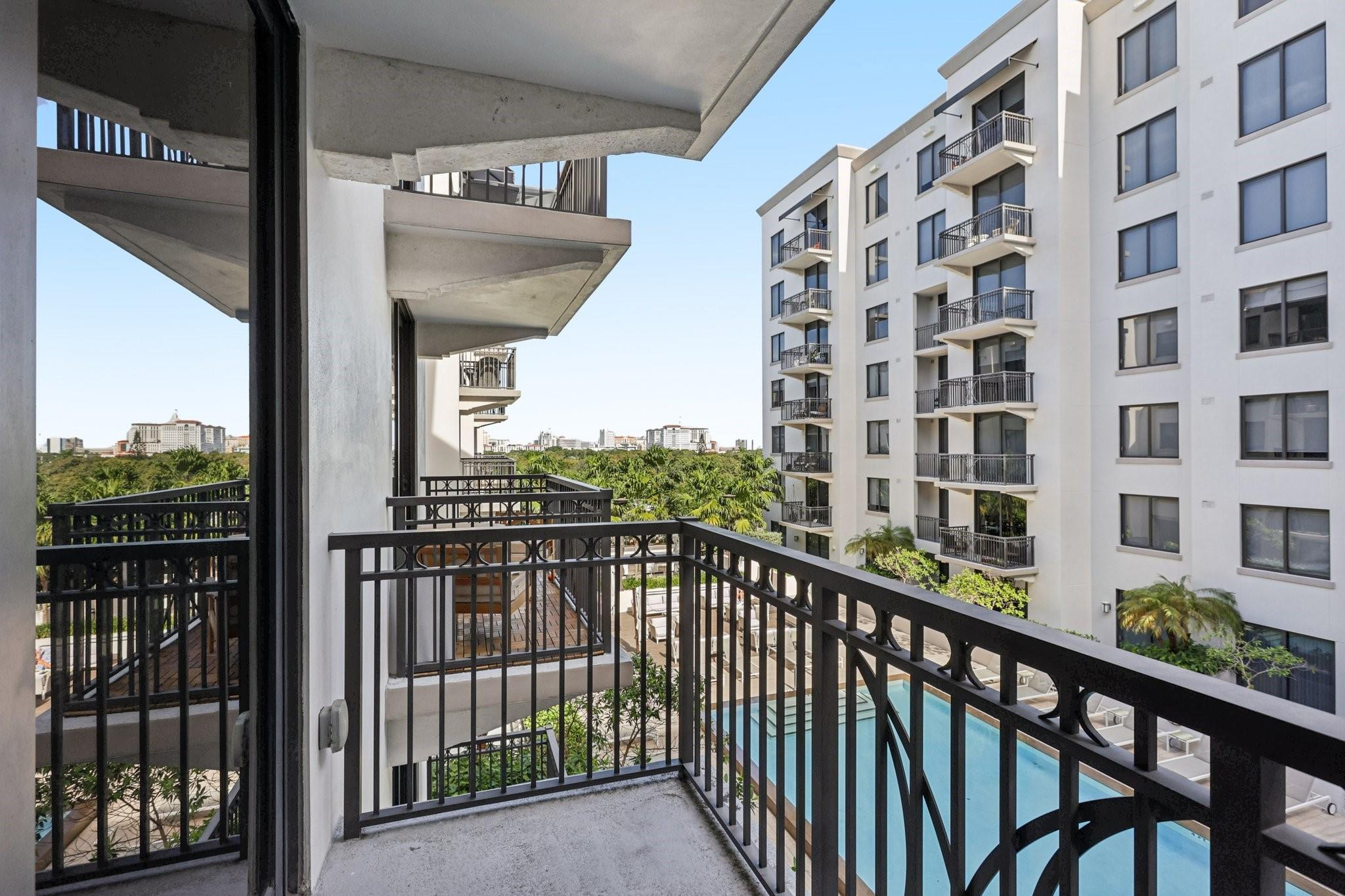 Merrick Mannor - Residential