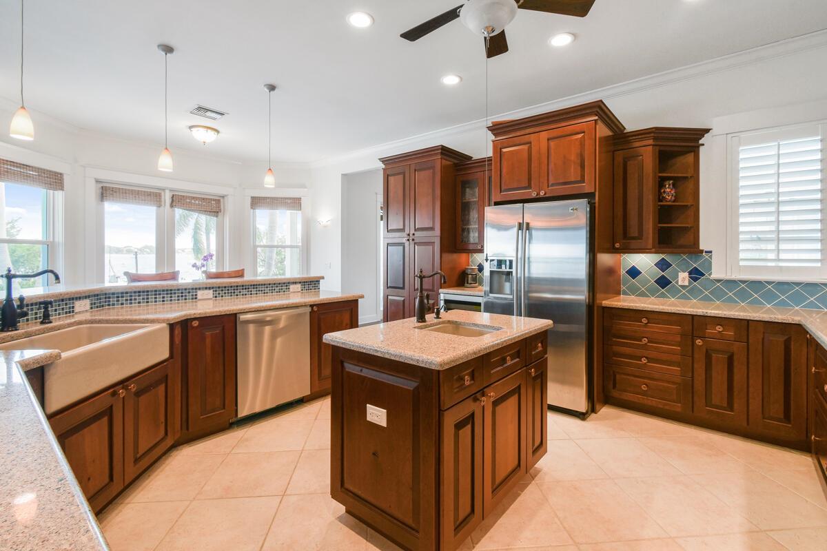 BAY ST LUCIE - Residential