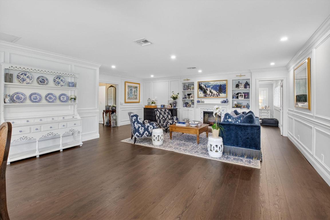 DELRAY DUNES - Residential