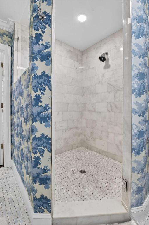 DELRAY DUNES - Residential