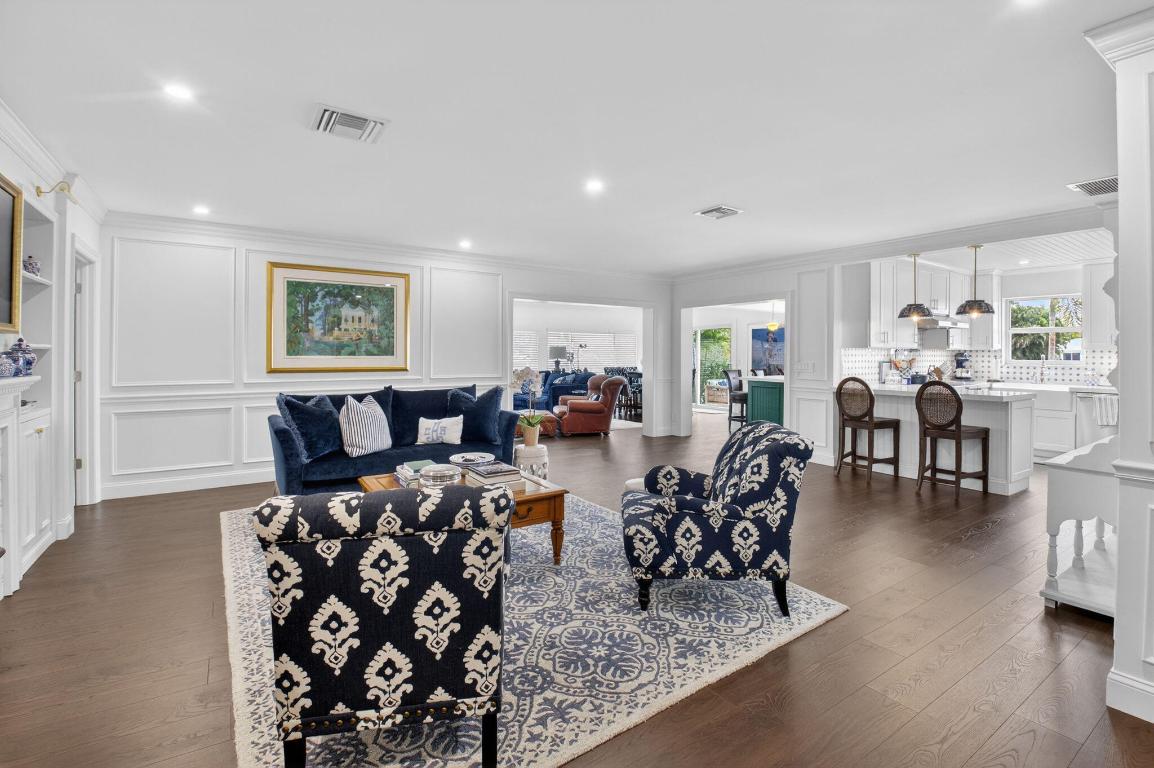 DELRAY DUNES - Residential