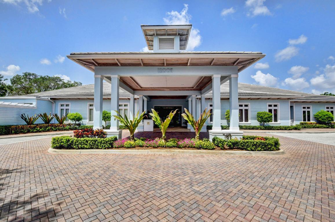 DELRAY DUNES - Residential