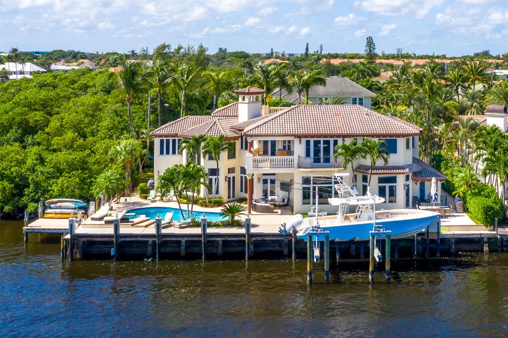 CARIBBEAN KEYS - Residential