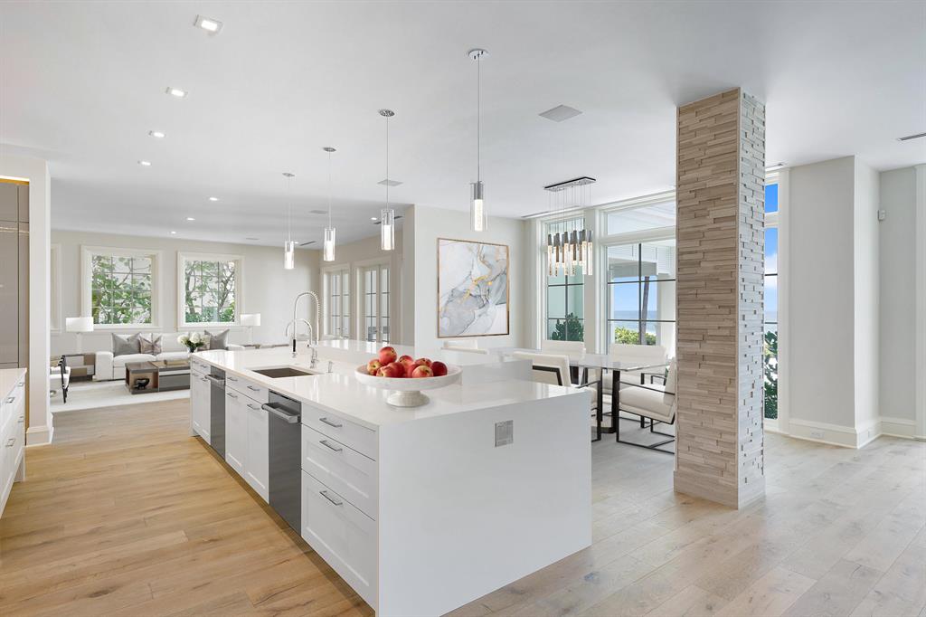 PALM BEACH SHORE ACRES - Residential