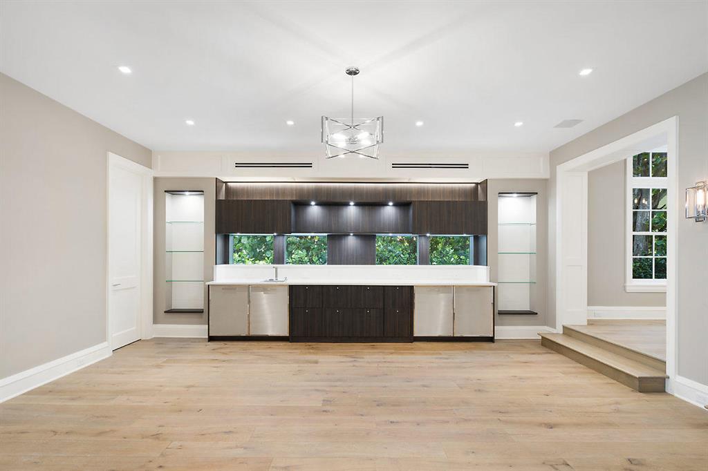 PALM BEACH SHORE ACRES - Residential